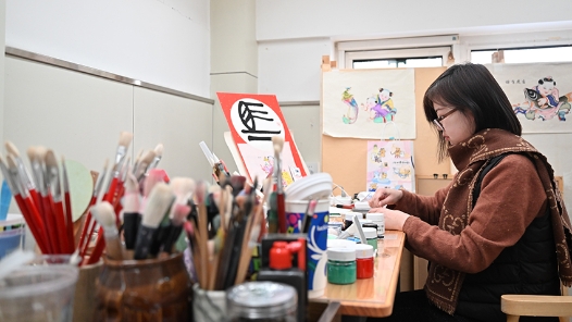 新春走基層｜年畫繪新意 馬年展新姿