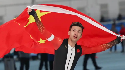 寧忠巖：成為旗手光榮自豪 期待在米蘭“甩開膀子干”