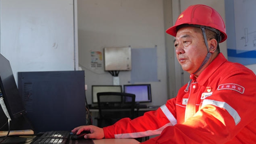 新春走基層丨馮展好，站好崗！