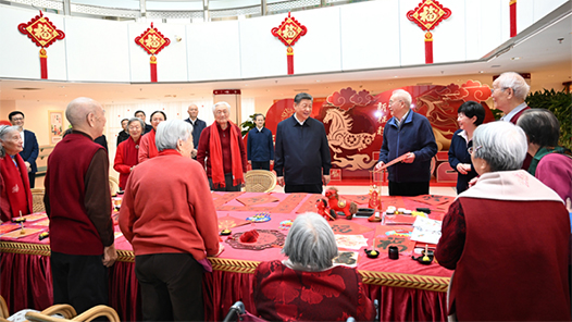 拾光紀·春節前夕再進社區，總書記心系民生