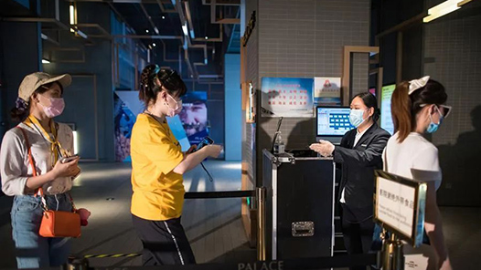 上海市級國有文藝院團交出去年成績單：近350萬觀眾 約3.8億演出收入