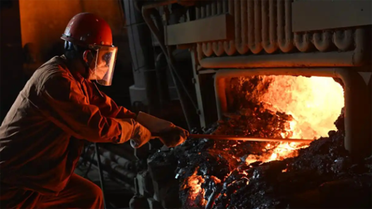 新春走基層｜一家煉鋼廠的“數字大腦”