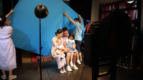 新春走基層｜全家福承載歲月溫情