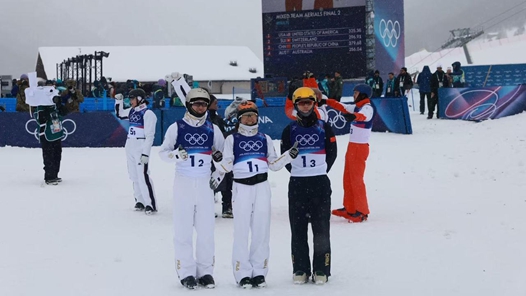 中國隊獲米蘭冬奧會自由式滑雪空中技巧混合團體銅牌
